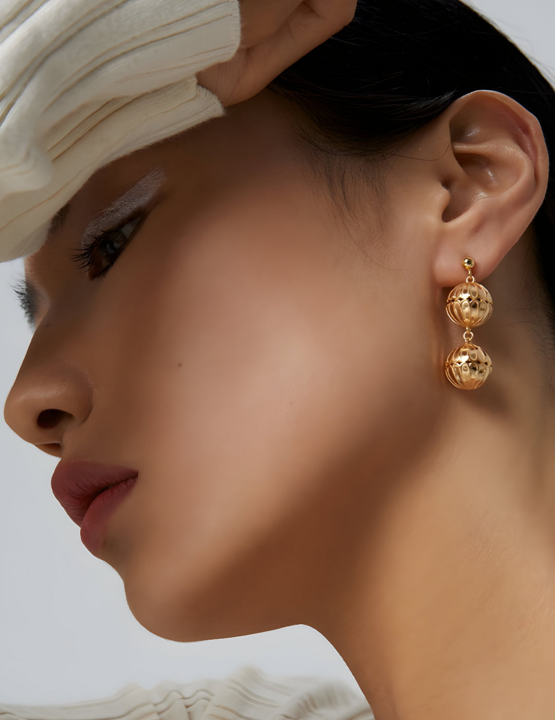 Embody Festive Glamour in Every Glance - S925 Sterling Silver with 18K Gold Vermeil- Add a touch of elegance to your holiday outfit