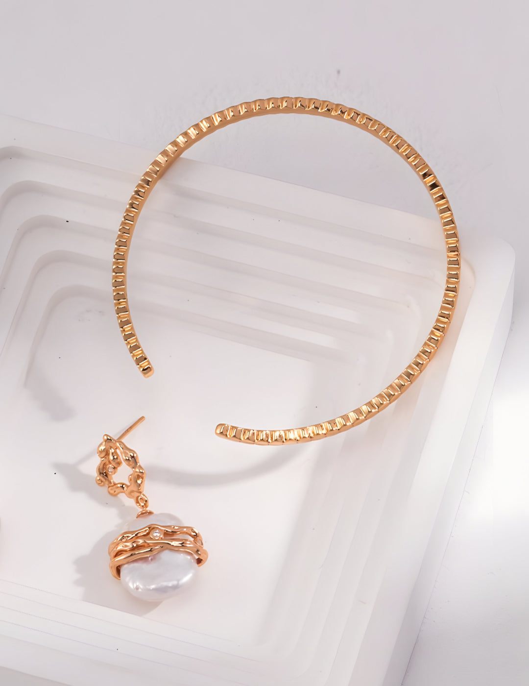 Embrace Contemporary Elegance - Cuff Bracelet - S925 Sterling Silver with 18K Gold Vermeil   - Define your contemporary style - Timeless design and radiant charm are perfect for any occasion