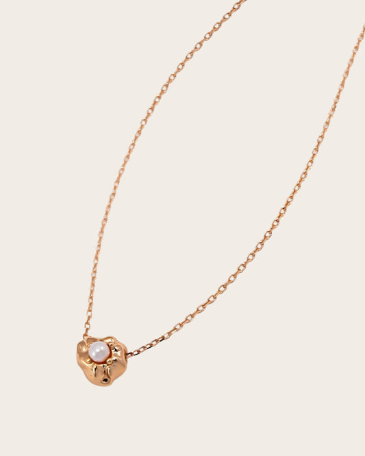 Organic and simple necklace - S925 Sterling Silver with 18K Gold Vermeil - minimalist design for a special occasion