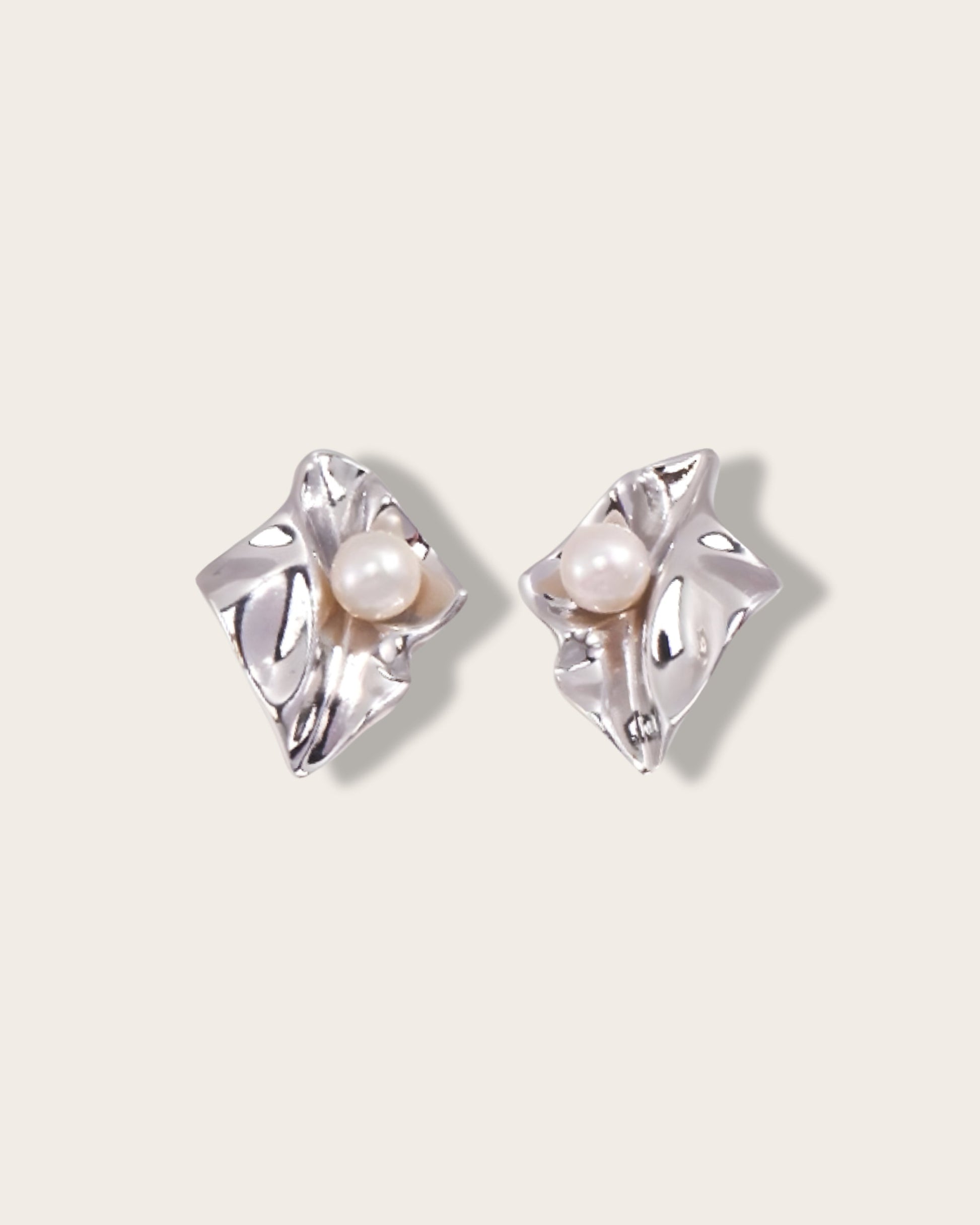 Wave-Inspired Organic Pearl Earrings - S925 Sterling Silver with 18K Gold Vermeil Earrings -  Pearl Luminance - Reflecting the enchanting allure of the ocean - organic beauty of the sea