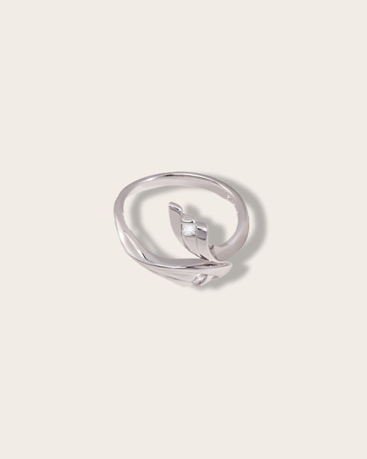 Interwoven Elegance Ring - Zircon Gold and Silver Ring - S925 Sterling Silver with 18K Gold Vermeil  Ring - a symbol of grace and ethereal beauty