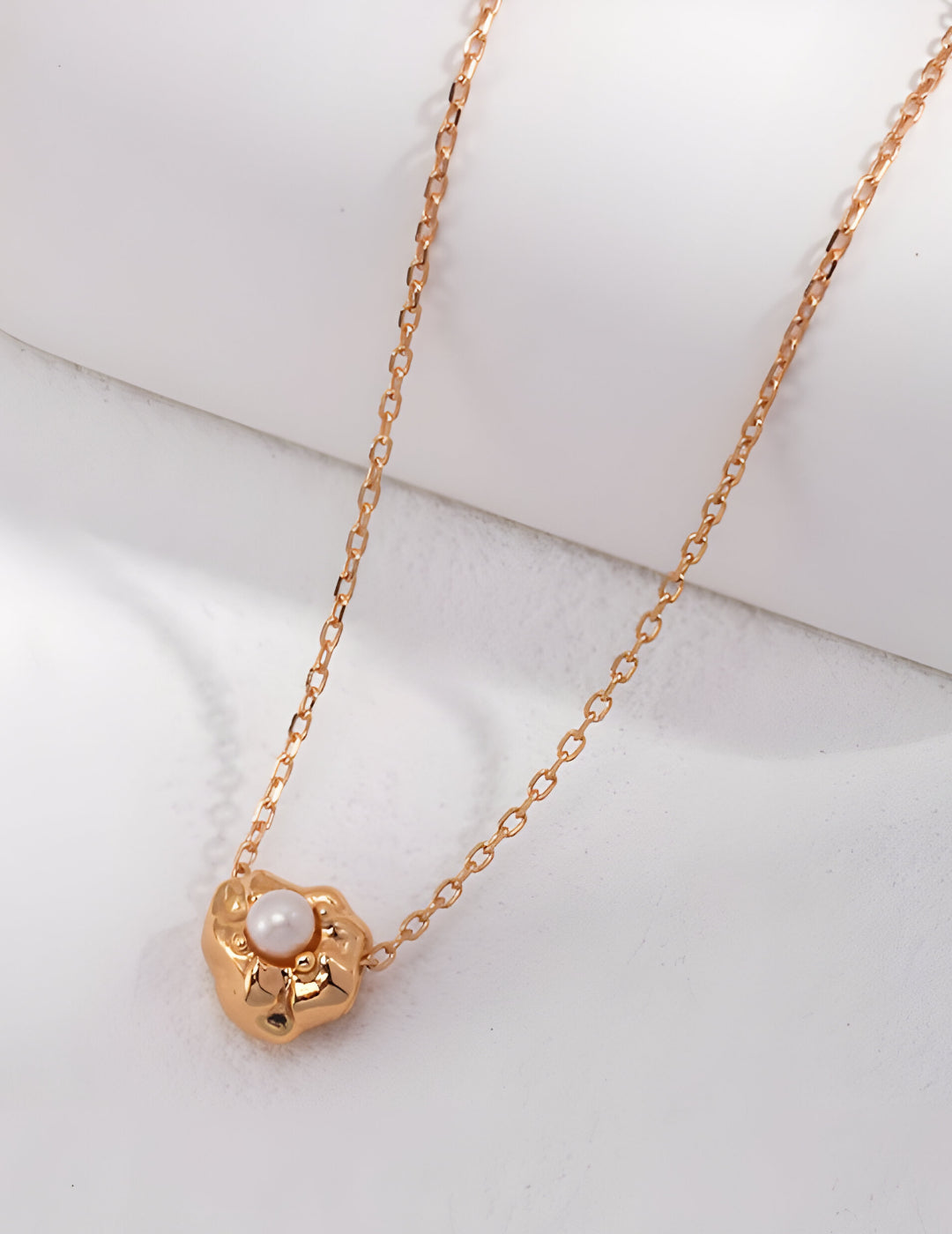 Organic and simple necklace - S925 Sterling Silver with 18K Gold Vermeil - minimalist design for a special occasion