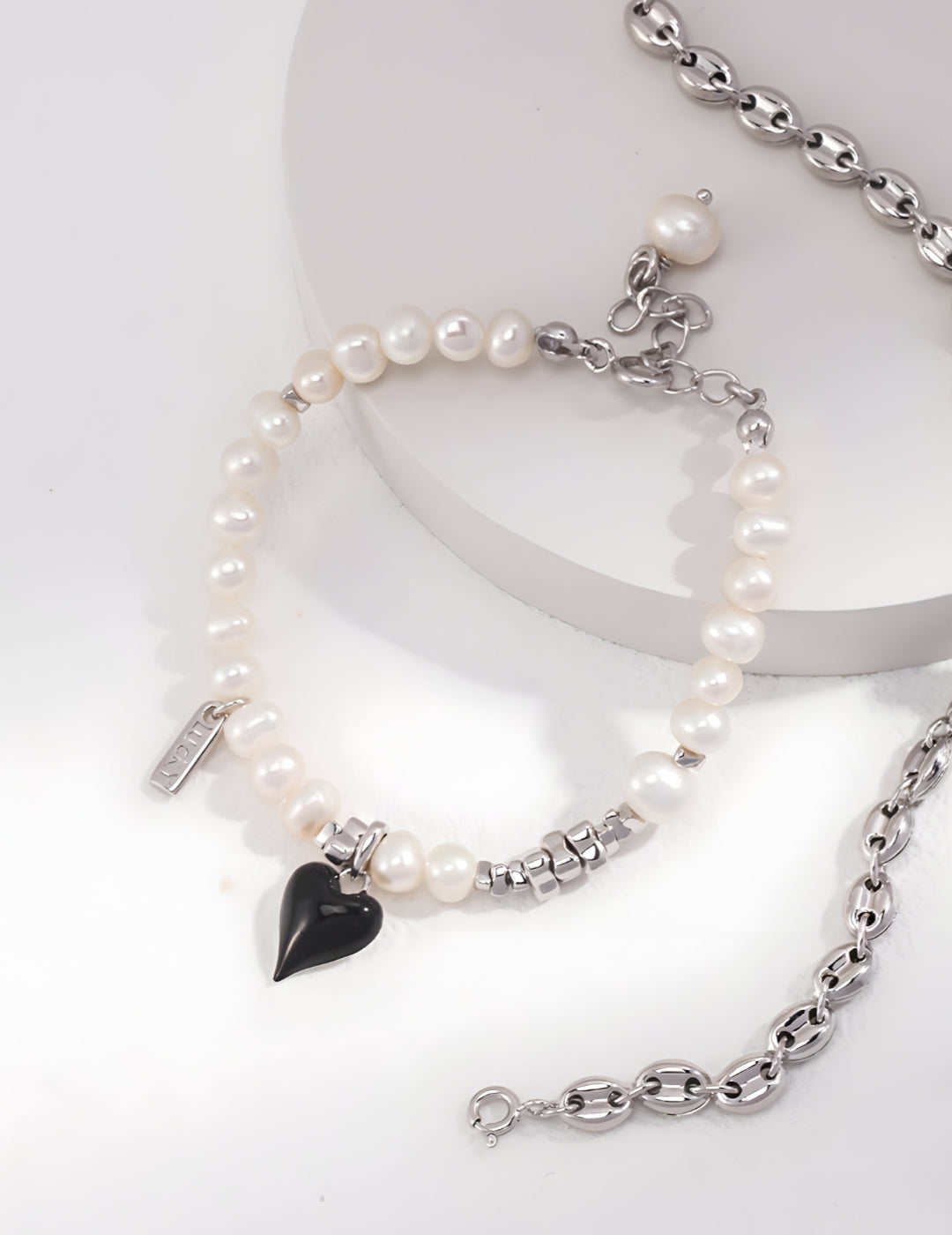 Black Heart Pearl Bracelet - S925 sterling pure silver luminous beauty of high quality natural pearls radiate elegance and grace, enchanting all who behold them