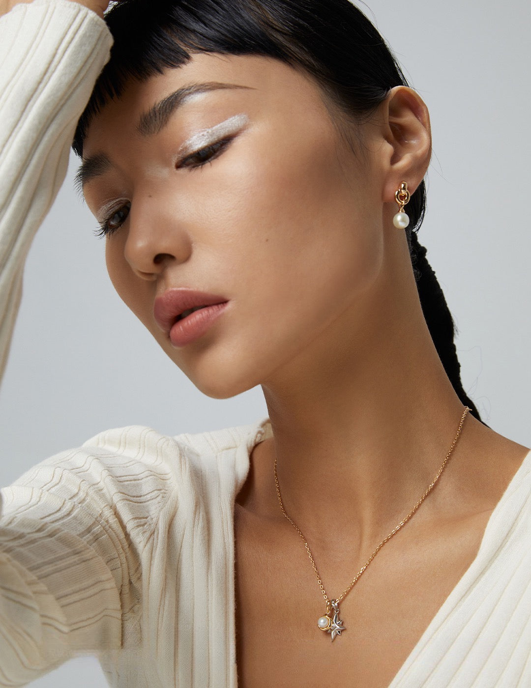 Intertwined Elegance Pearl Earrings - S925 Sterling Silver with 18K Gold Vermeil- Pearl Luminance - Experience the benefits of these exquisite earrings - elegance, durability, and a radiant glow - Let your inner beauty shine through