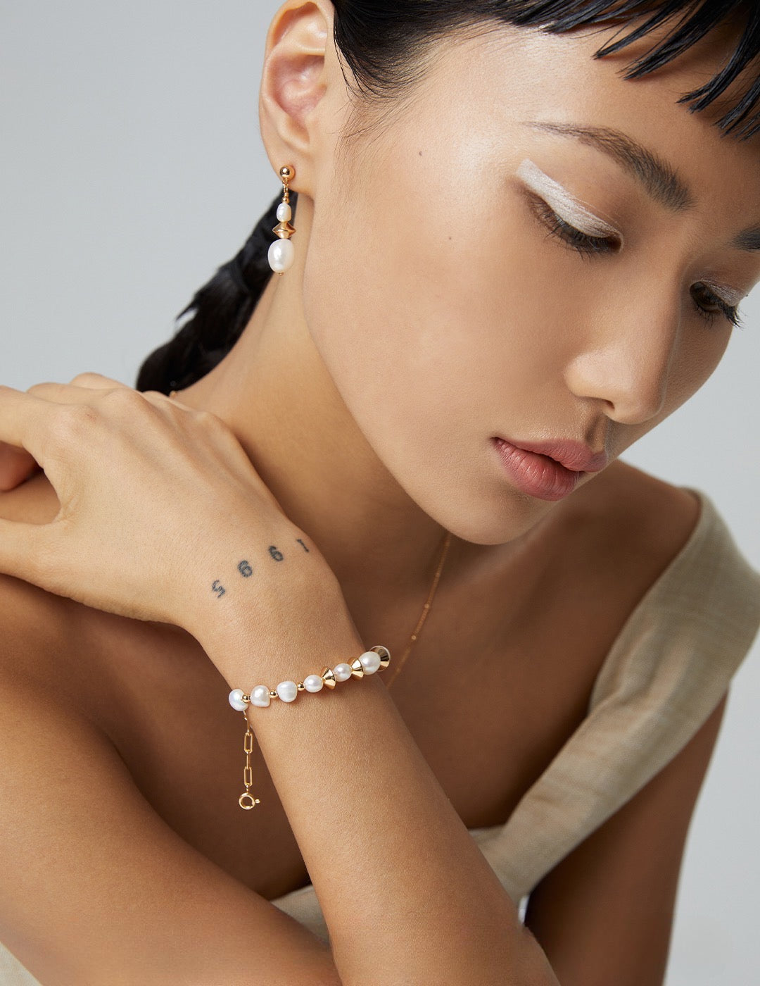 Crafted with beautiful Baroque Pearls and timeless design - perfect for any occasion - S925 Sterling Silver with 18K Gold Vermeil - Pearl Luminance