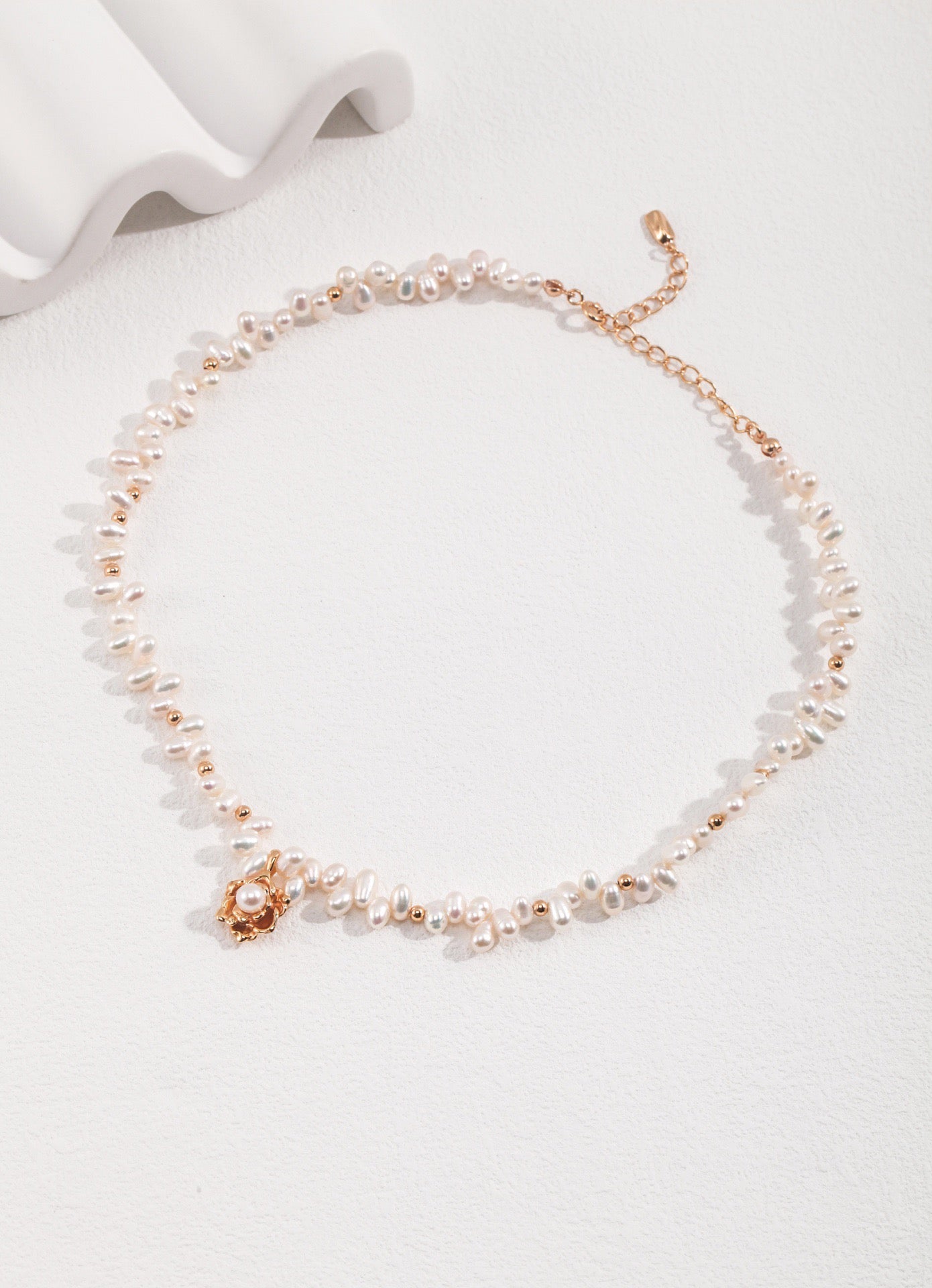 Meticulous and unique design and craftsmanship - Exquisite Camellia Pearl Necklace - Pearl Luminance Necklace - S925 Sterling Silver with 18K Gold Vermeil  -  - a true symbol of elegance and grace