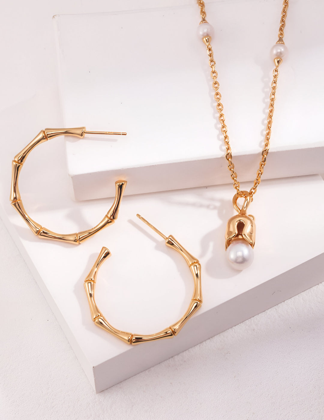 Tulip Budding Beauty Necklace