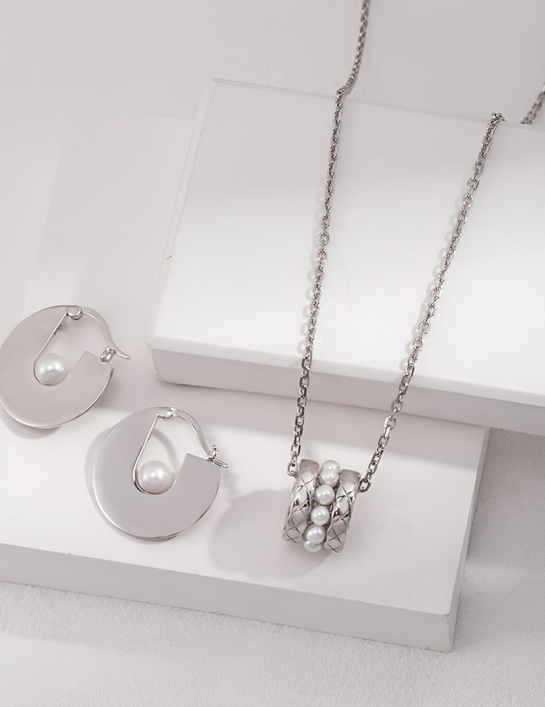 Timeless Grace Necklace Enhanced with Delicate Pearls - S925 Sterling Silver with 18K Gold Vermeil - Pearl Luminance - Pearlescent Wholeness