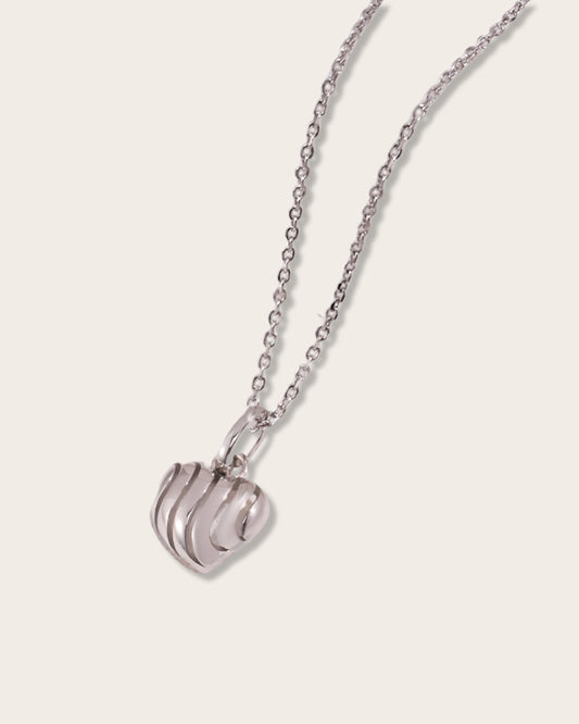 Heart-shaped necklace with Wavy Texture - S925 Sterling Silver with 18K Gold Vermeil -  Symbolizes love and passion - Embrace love and grace with this stunning piece