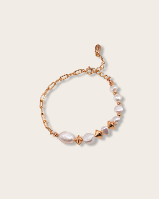 Crafted with beautiful Baroque Pearls and timeless design - perfect for any occasion - S925 Sterling Silver with 18K Gold Vermeil  - Pearl Luminance