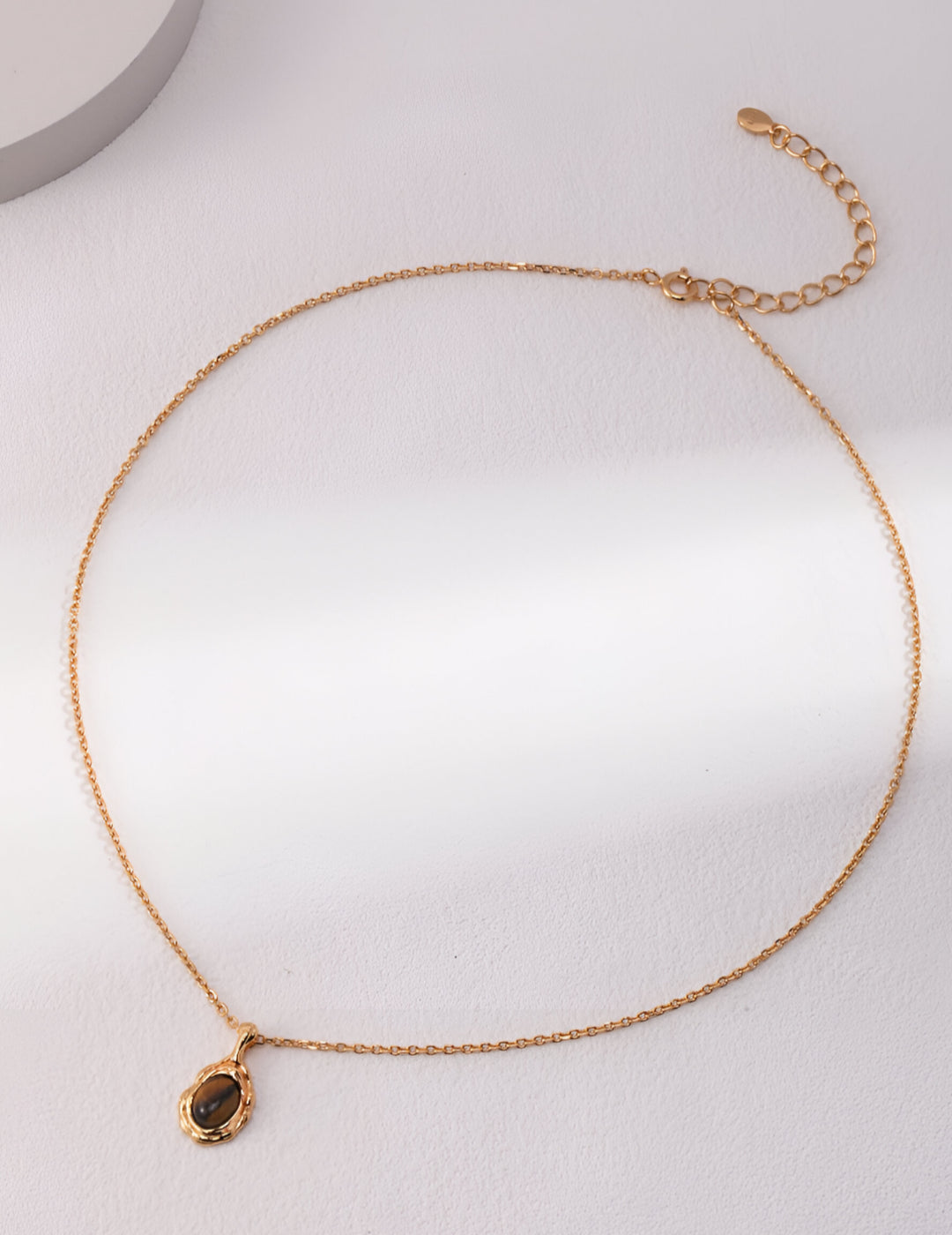 Luxe Necklace - S925 sterling pure silver - 18K gold Vermeil- adorned with majestic Tiger's Eye gemstones that capture every gaze - Elevate your style with a touch of exotic allure. Embrace beauty and confidence, effortlessly