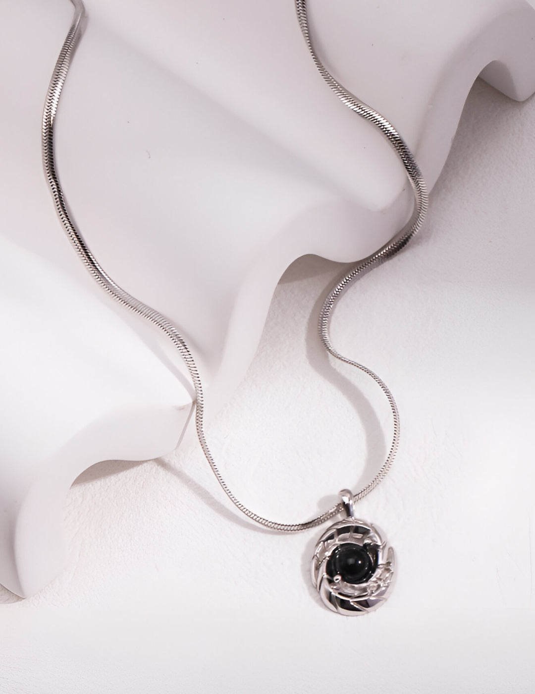 Vintage Gold Necklace with Black Agate Gemstone and Tiger’s Eye Stone - S925 Sterling Silver with 18K Gold Vermeil - Delicate Charisma