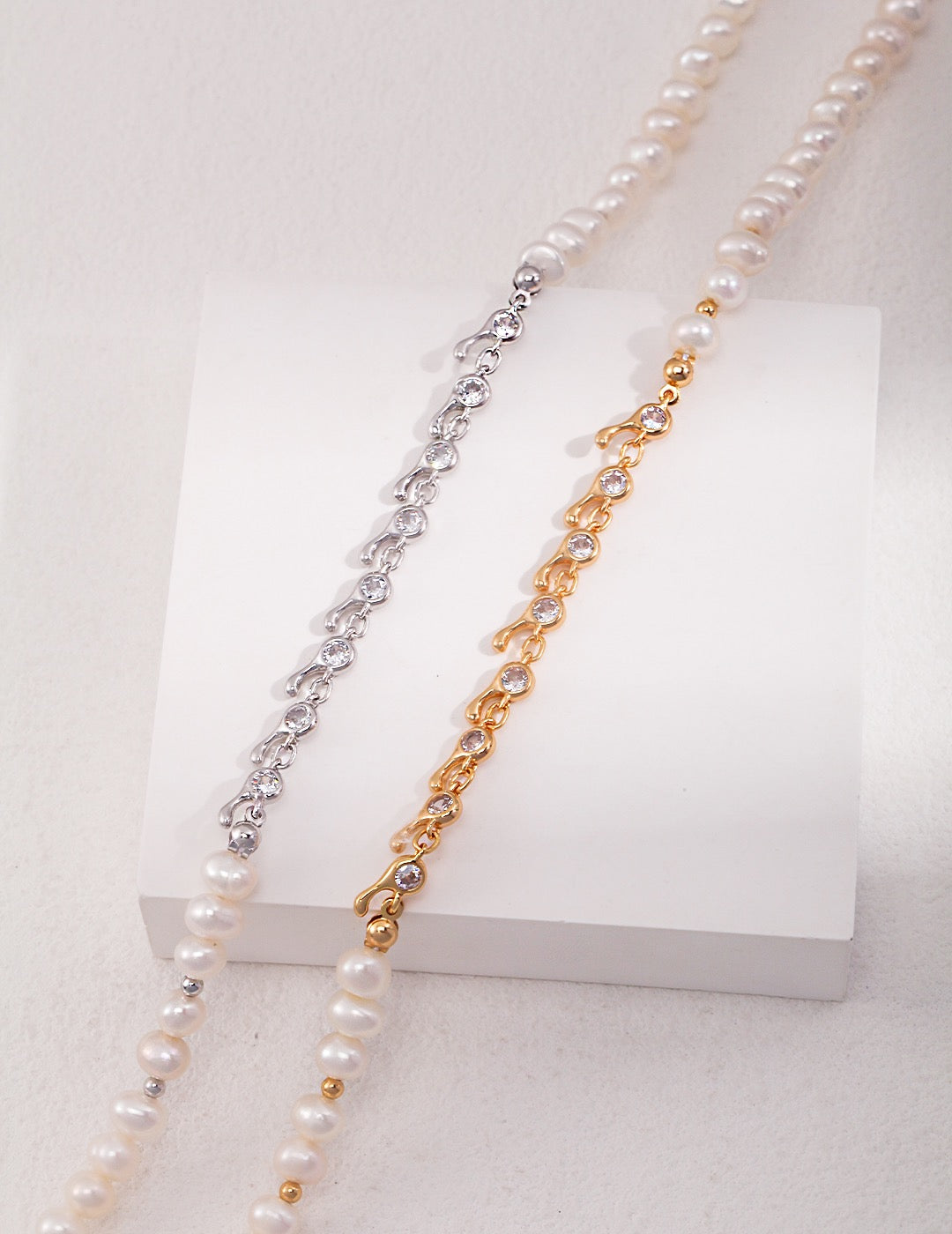 Pearlescent Opulence Shimmer Necklace, a true embodiment of elegance - Delight in its iridescent glow, oozing sophistication - Elevate your style and radiate charm effortlessly -  S925 Sterling Silver with 18K Gold Vermeil - Pearl Luminance  - The epitome of elegance and luxury