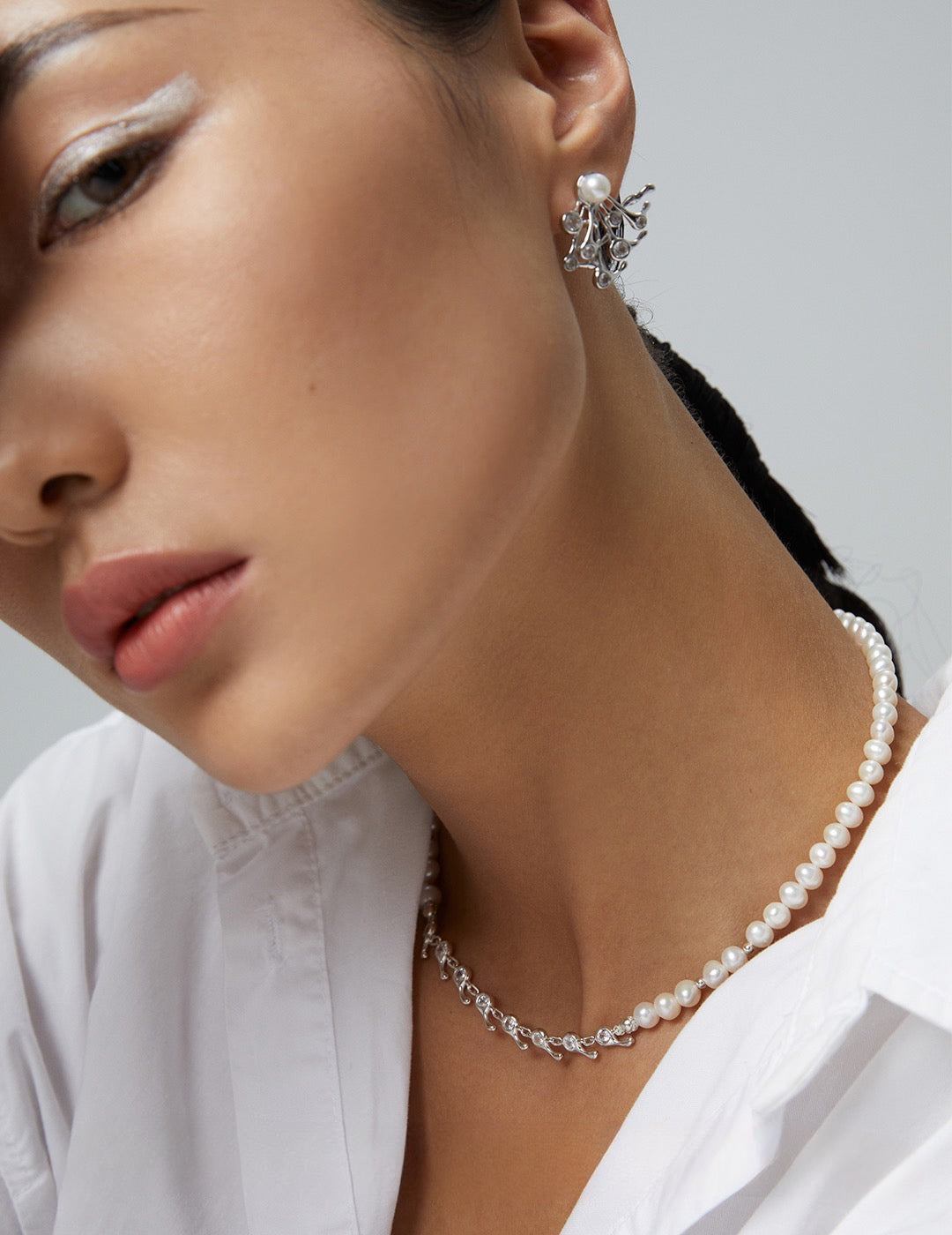 Pearlescent Opulence Shimmer Necklace, a true embodiment of elegance - Delight in its iridescent glow, oozing sophistication - Elevate your style and radiate charm effortlessly -  S925 Sterling Silver with 18K Gold Vermeil - Pearl Luminance  - The epitome of elegance and luxury