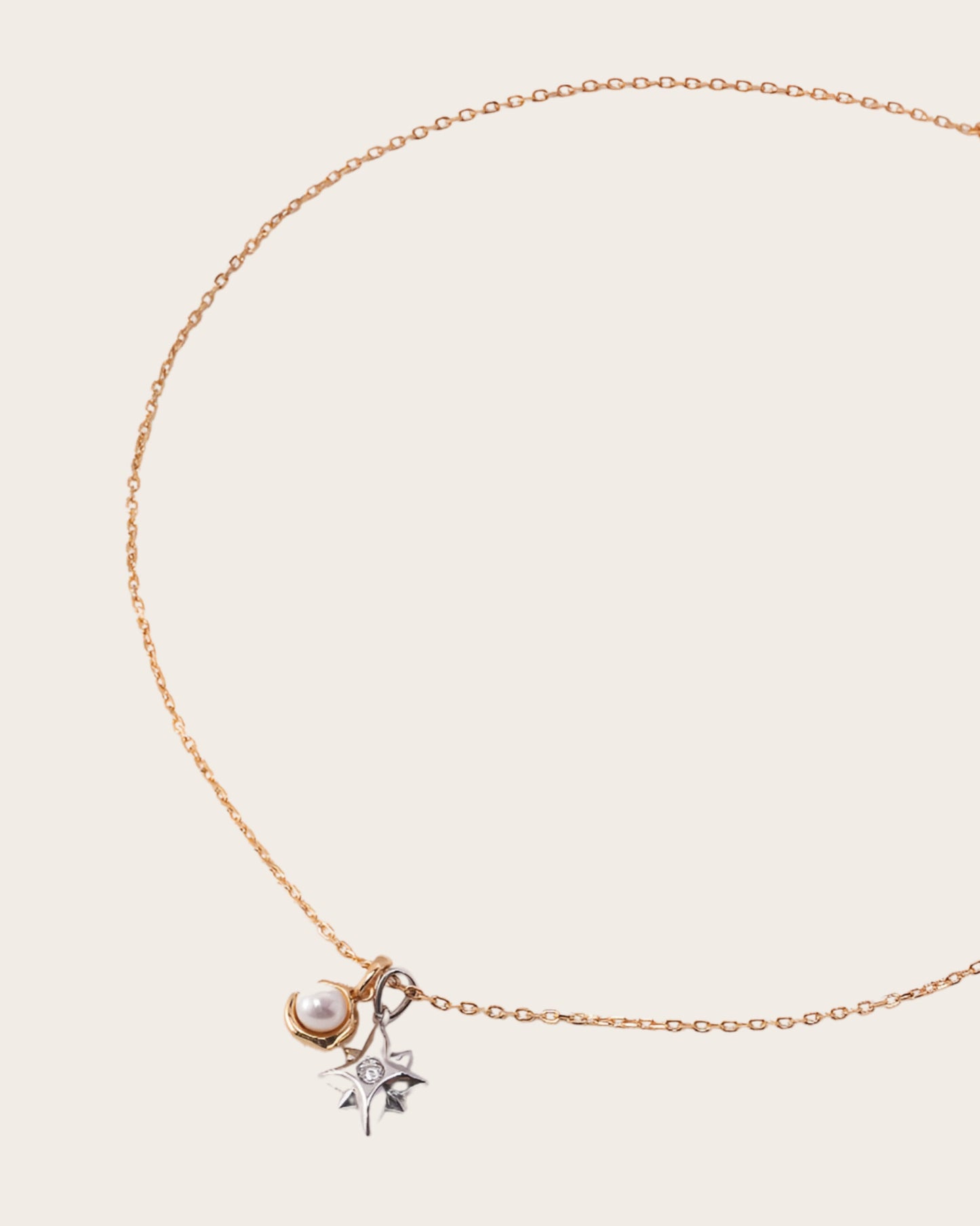 Moon and Star Exquisite Necklace - S925 Sterling Silver with 18K Gold Vermeil  and Zircon- Pearl Luminance - Celestial allure  - a celestial masterpiece that will captivate your heart